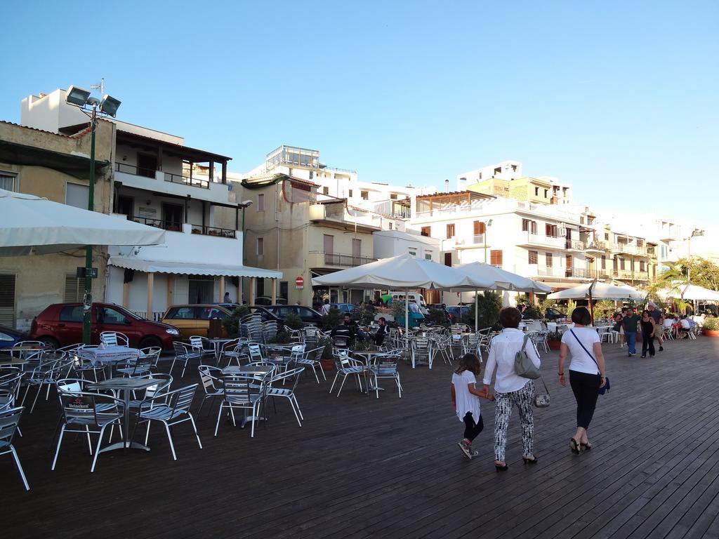 La Terrazza Sul Mar Mediterraneo Marinella di Selinunte Eksteriør bilde